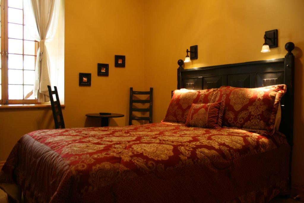 Hotel Manoir Ramezay Marieville Esterno foto