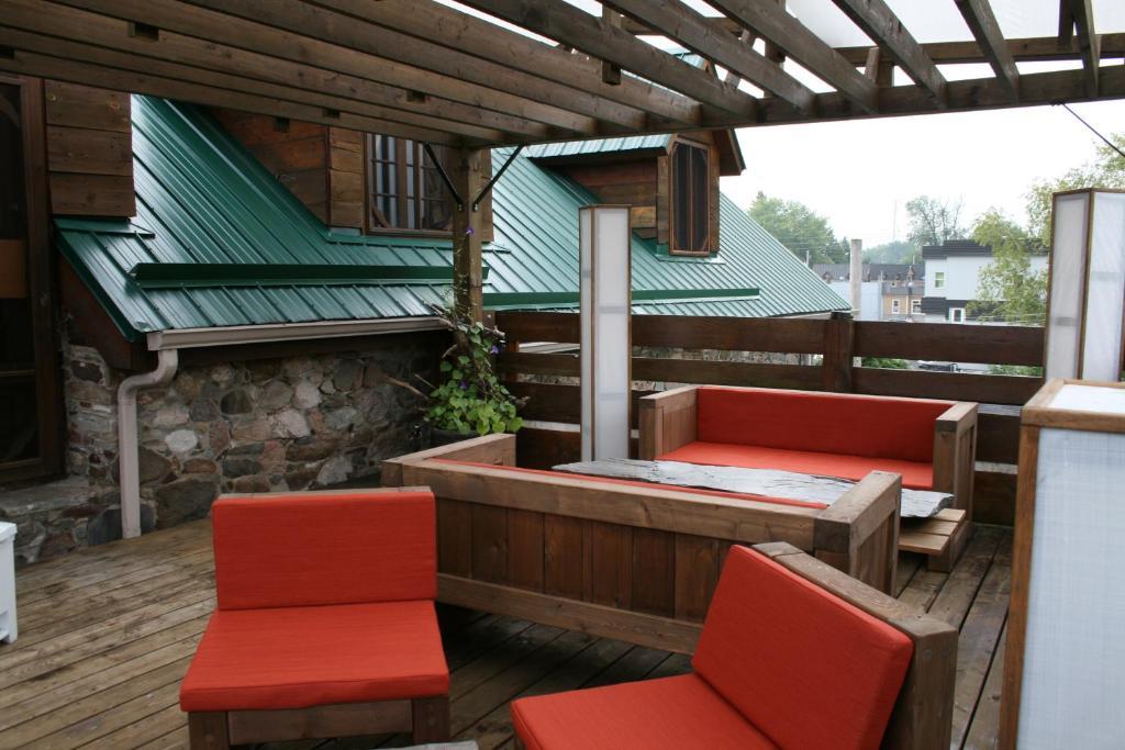 Hotel Manoir Ramezay Marieville Esterno foto